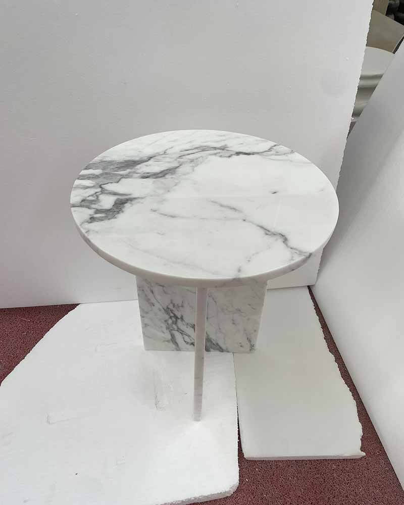 Calaeatta White Marble Polished Side Table