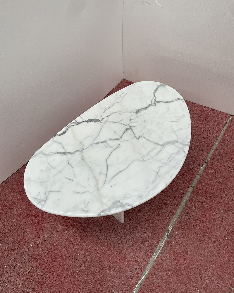Bianco Statuario Venato Organic Egg Shape Polished Coffee Table
