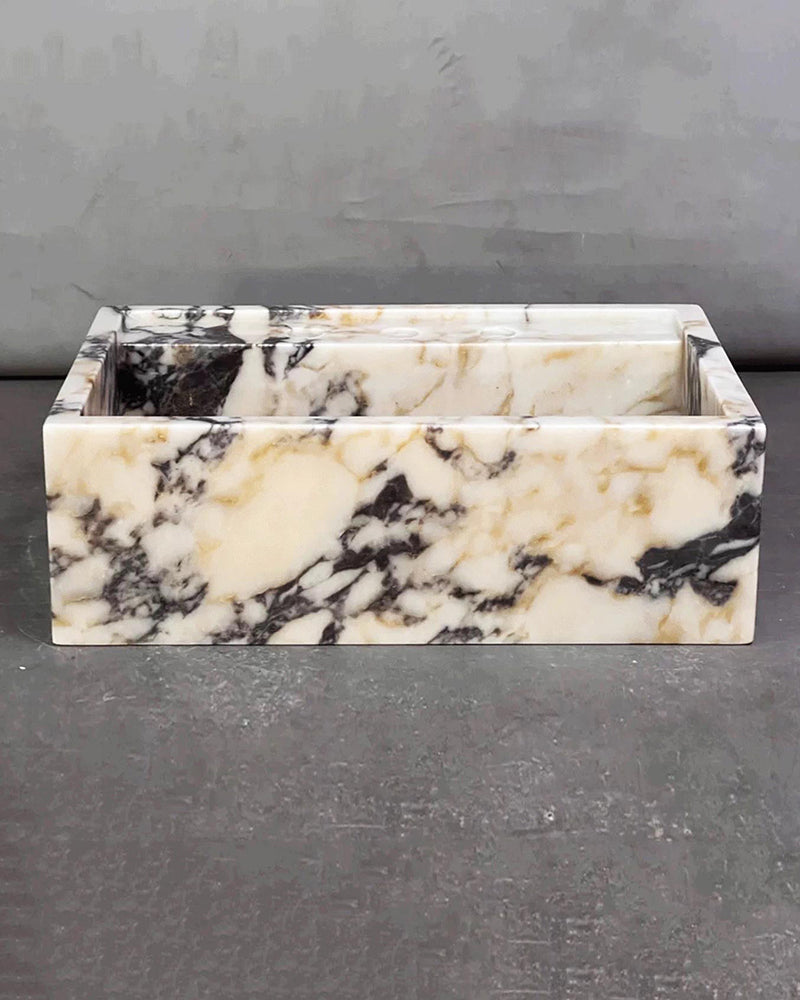 Custom Marble Vanity: Tailored Luxury for Modern Bathrooms