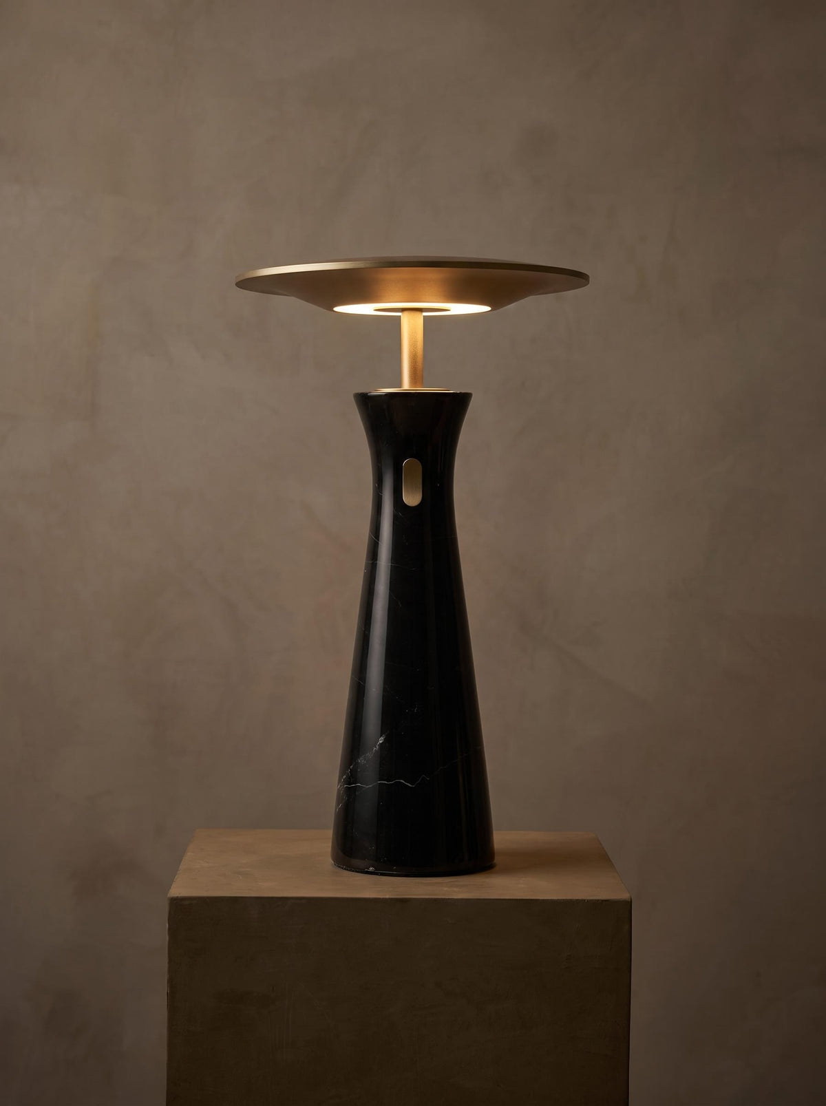 Cordless Table Lamp