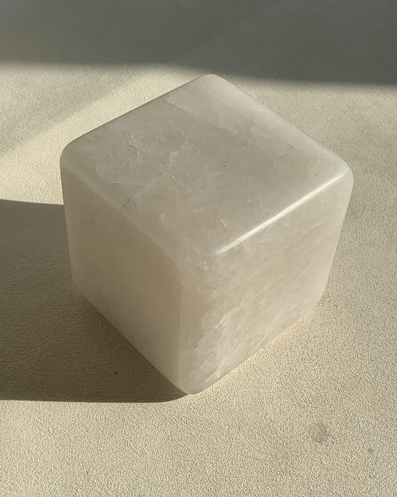 Athena - Natural Onyx Cube Night Light