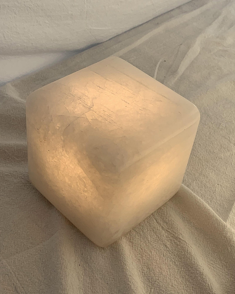 Athena - Natural Onyx Cube Night Light