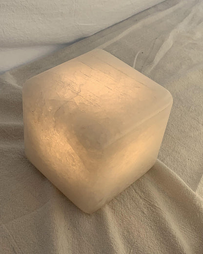 Athena - Natural Onyx Cube Night Light