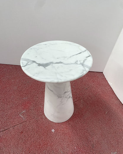 Bianco Statuario Venato Polished Tapered Base Side Table